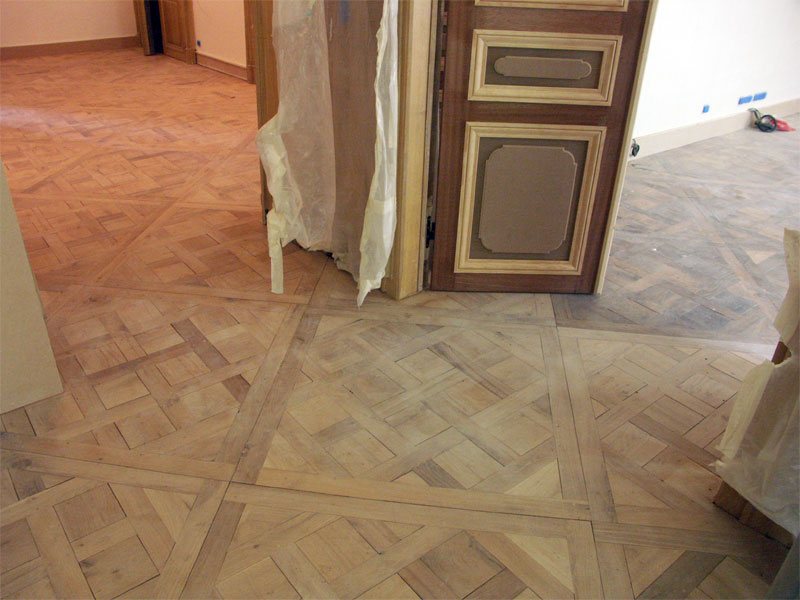 Parquet Versailles in old oak