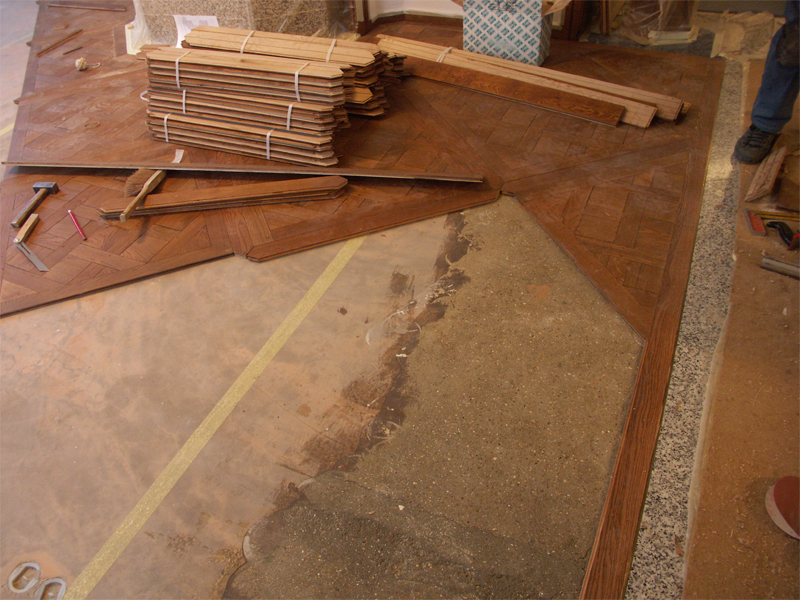 Mise � niveau du parquet et du granit existant