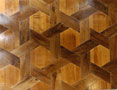 Dans cet exemple, navettes et hexagones sont en bois de fil