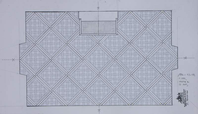 The size  of panels is specific, adapted to the dimensions of the piece