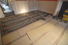 Installation du plancher intermÃ©diaire.