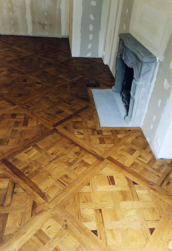 parquet panneaux Versailles et panneaux Chantilly