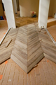 Pose du parquet chevron en chÃªne gris lessivÃ©