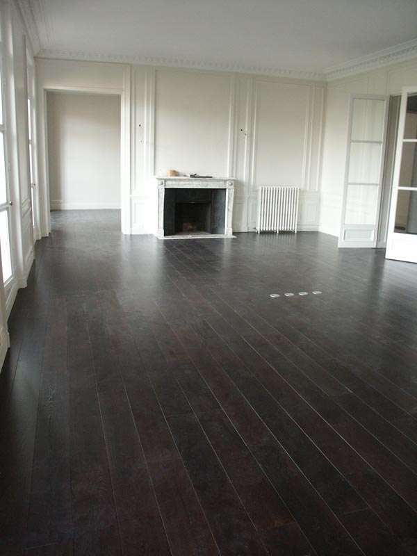 Wide plank hardwood floor